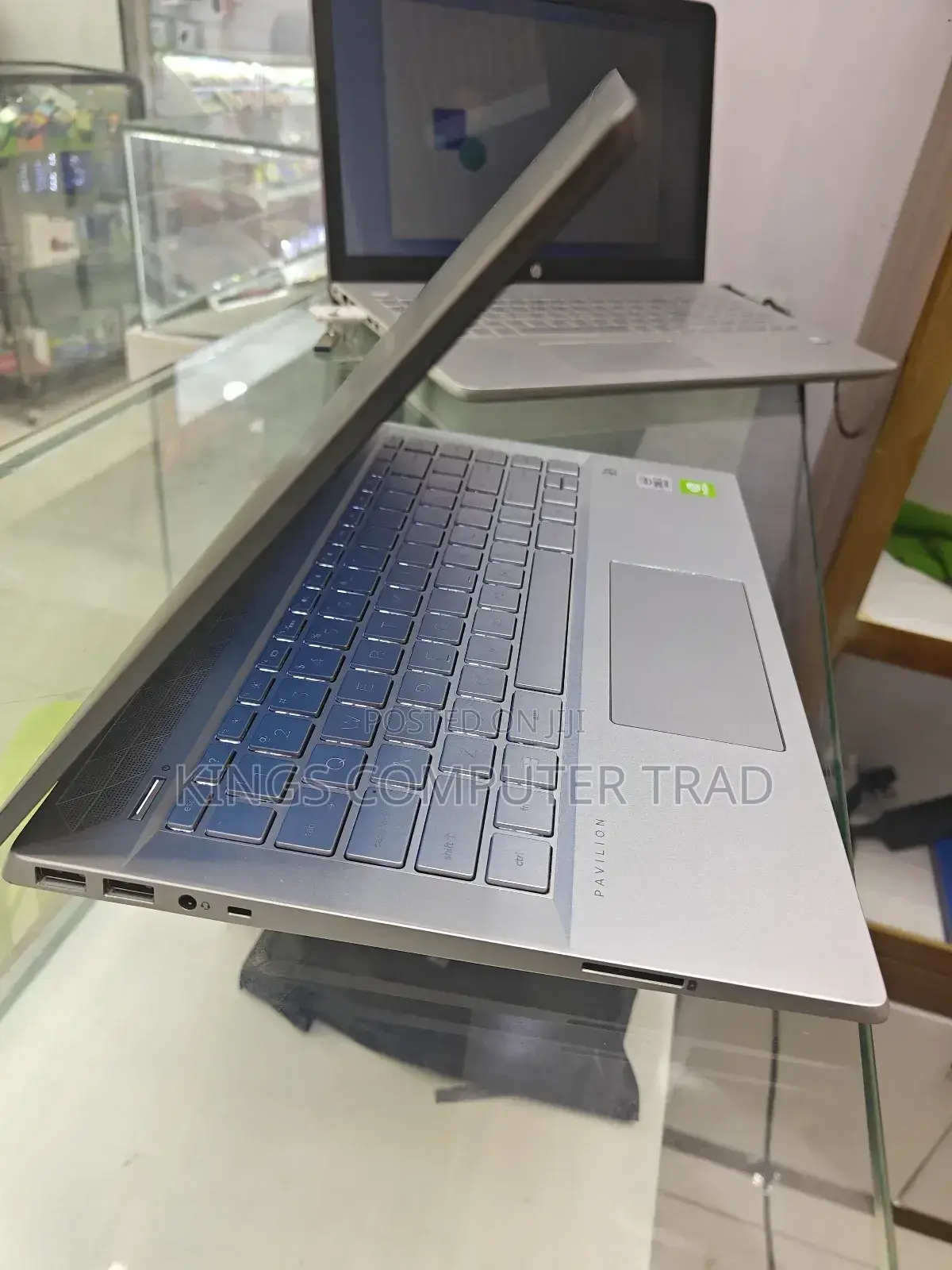 New Laptop HP Pavilion 13 16GB Intel Core I7 SSD 512GB