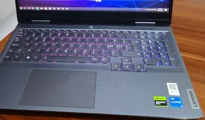 New Laptop Lenovo LOQ 15ARP9 16GB Intel Core I5 SSD 512GB