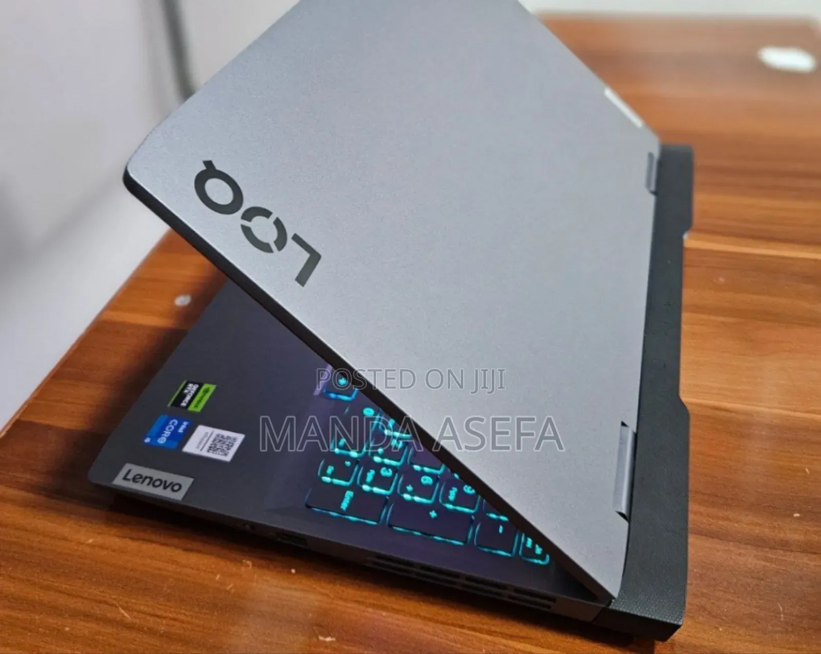 New Laptop Lenovo LOQ 15IRH8 16GB Intel Core I5 SSD 512GB