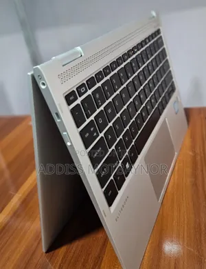 New Laptop HP Spectre 16GB Intel Core I7 SSD 512GB