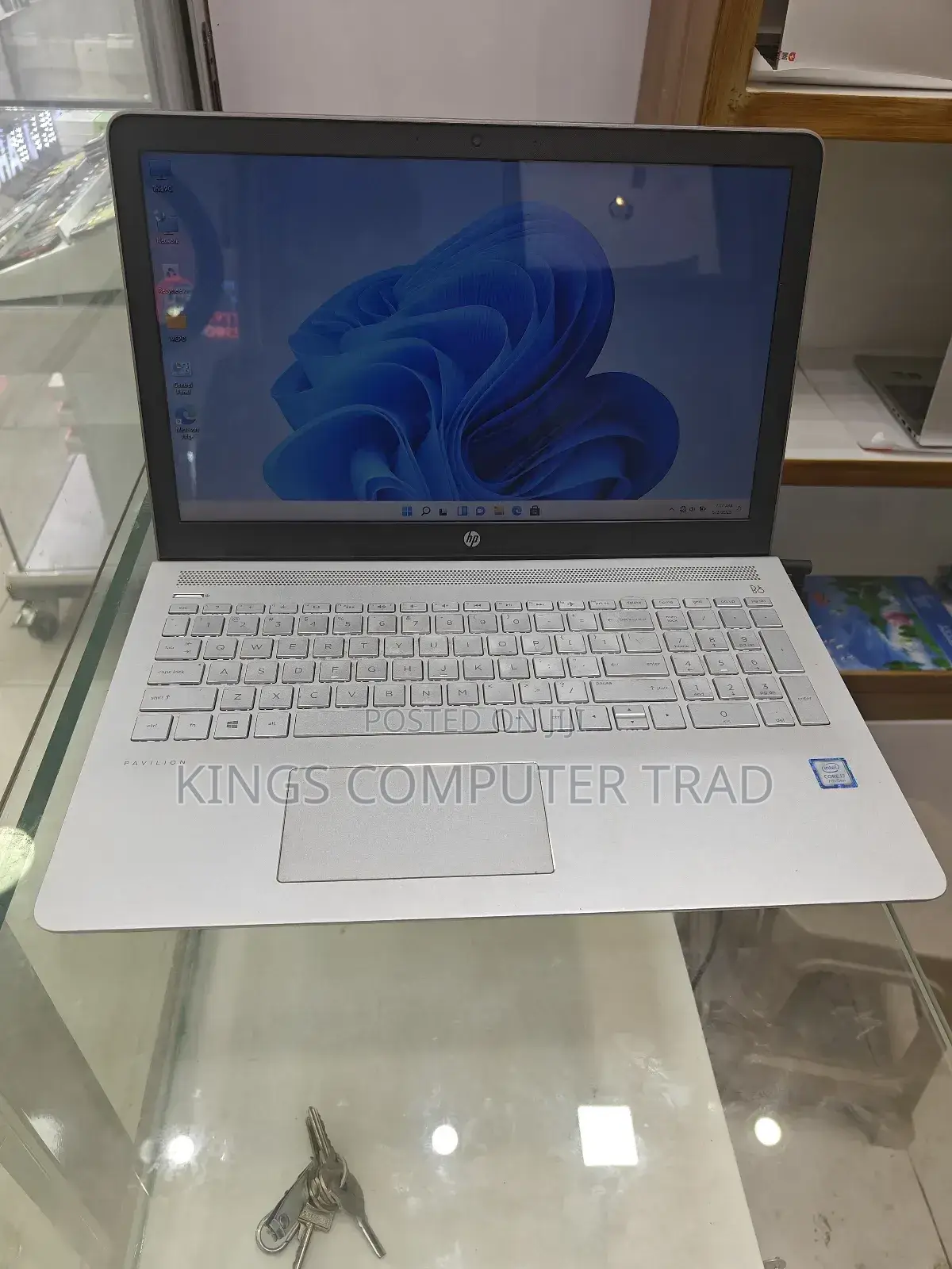 New Laptop HP Pavilion 15 8GB Intel Core I7 HDD 1T