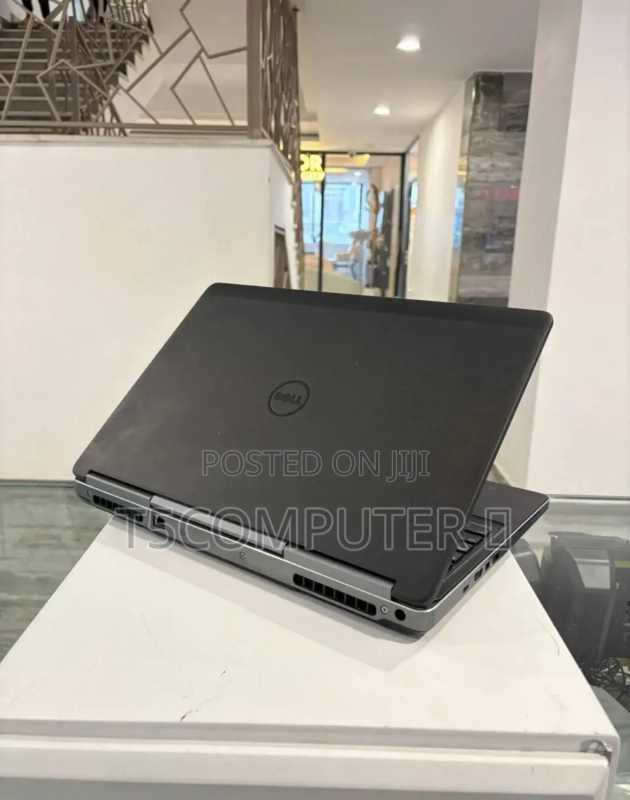 New Laptop Dell Precision 7520 16GB Intel Core I7 SSD 512GB