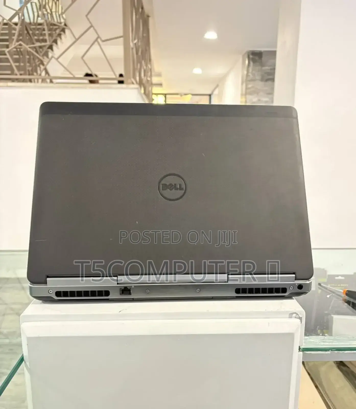 New Laptop Dell Precision 7520 16GB Intel Core I7 SSD 512GB