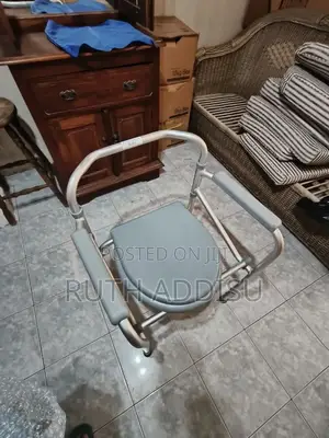 Commode Chair3፯commode Chair3፭commode Chair7፰commode Chair
