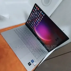 New Laptop HP 14-Dq2031tg 16GB Intel Core I7 SSD 512GB