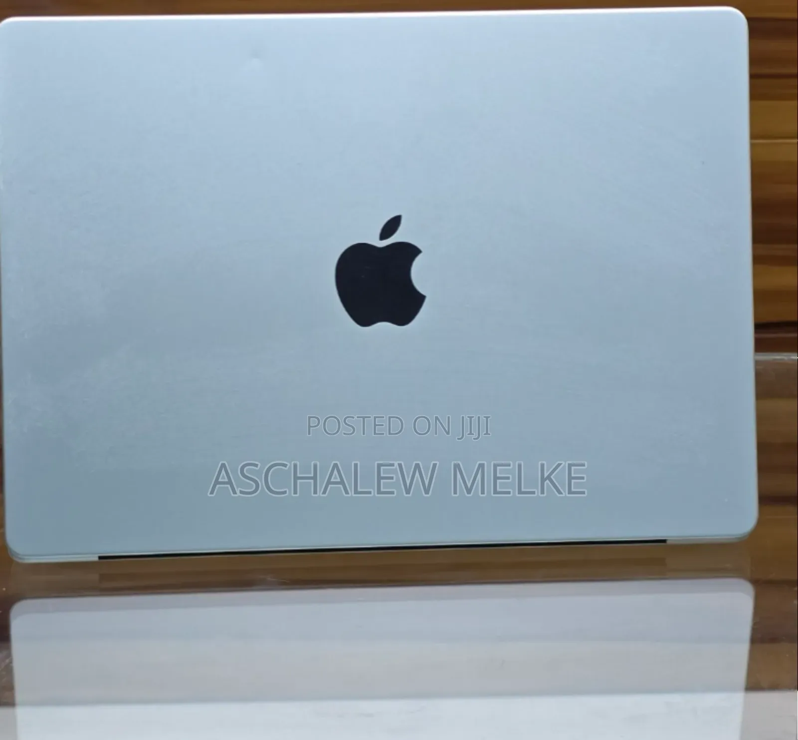 New Laptop Apple MacBook Pro 2023 M3 14-Inch 8GB Apple M3 Pro SSD 512GB