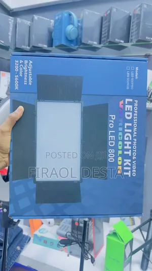 Photo - Professional Photo And Video Led Light Kit