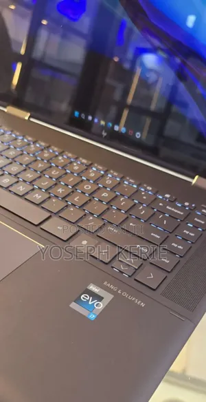 New Laptop HP Spectre 16GB Intel Core I7 SSD 1T