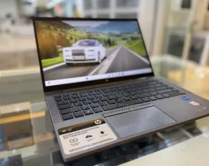 New Laptop HP ZBook Firefly G8 16GB Intel Core I7 SSD 1T