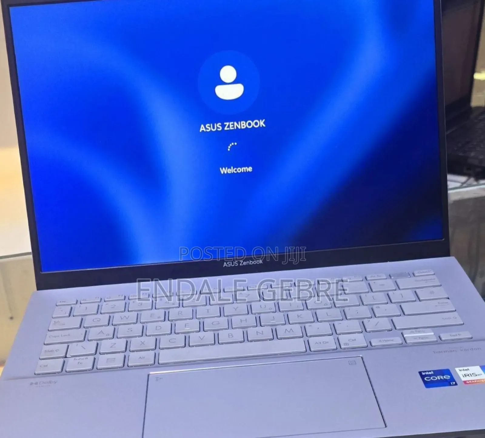 New Laptop Asus ZenBook 13 UX331UN 16GB Intel Core I7 SSD 1T