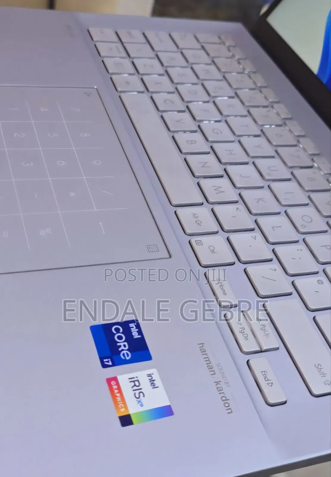 New Laptop Asus ZenBook 13 UX331UN 16GB Intel Core I7 SSD 1T