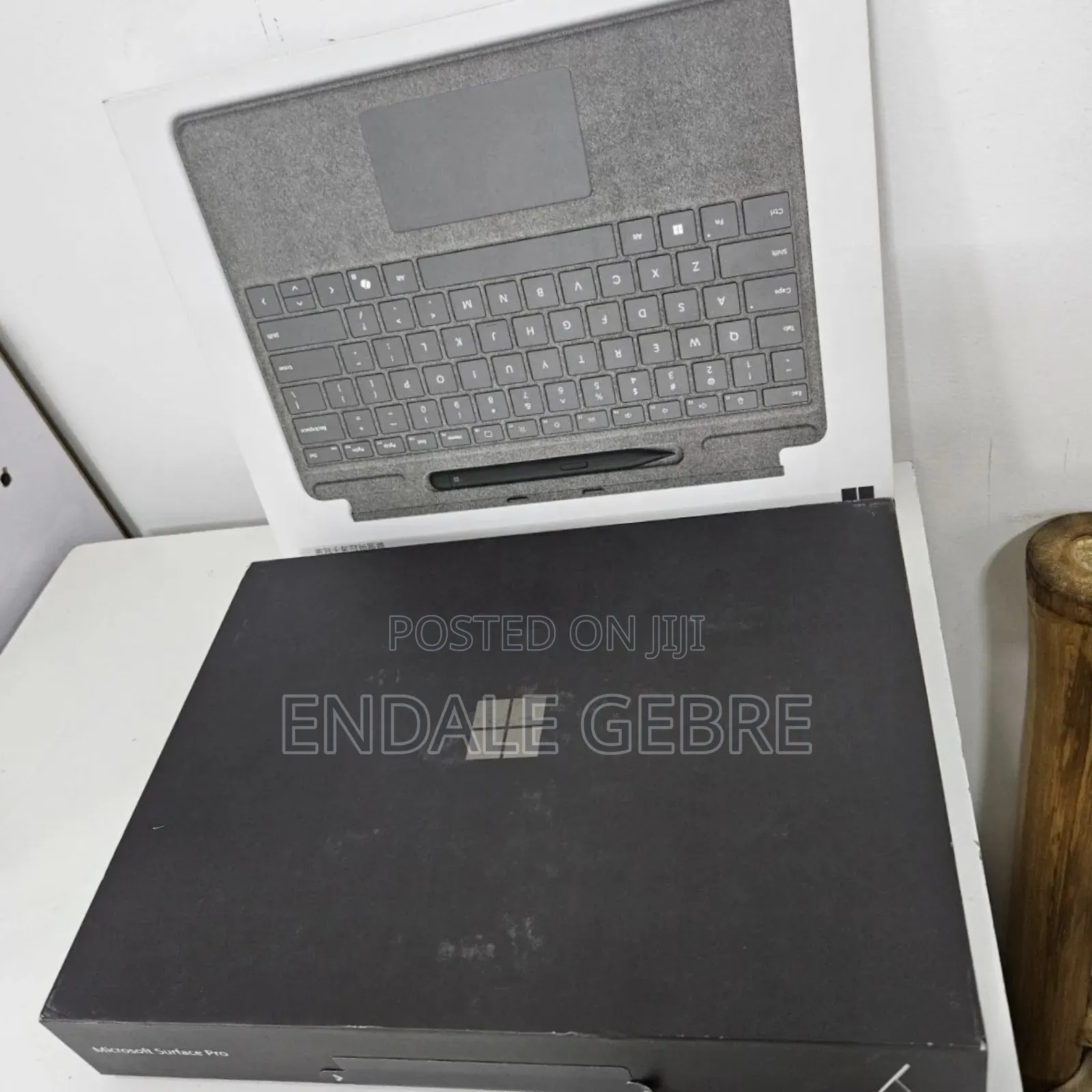 New Microsoft Surface Pro 11th Edition, a Copilot+ PC 16GB SSD 512GB