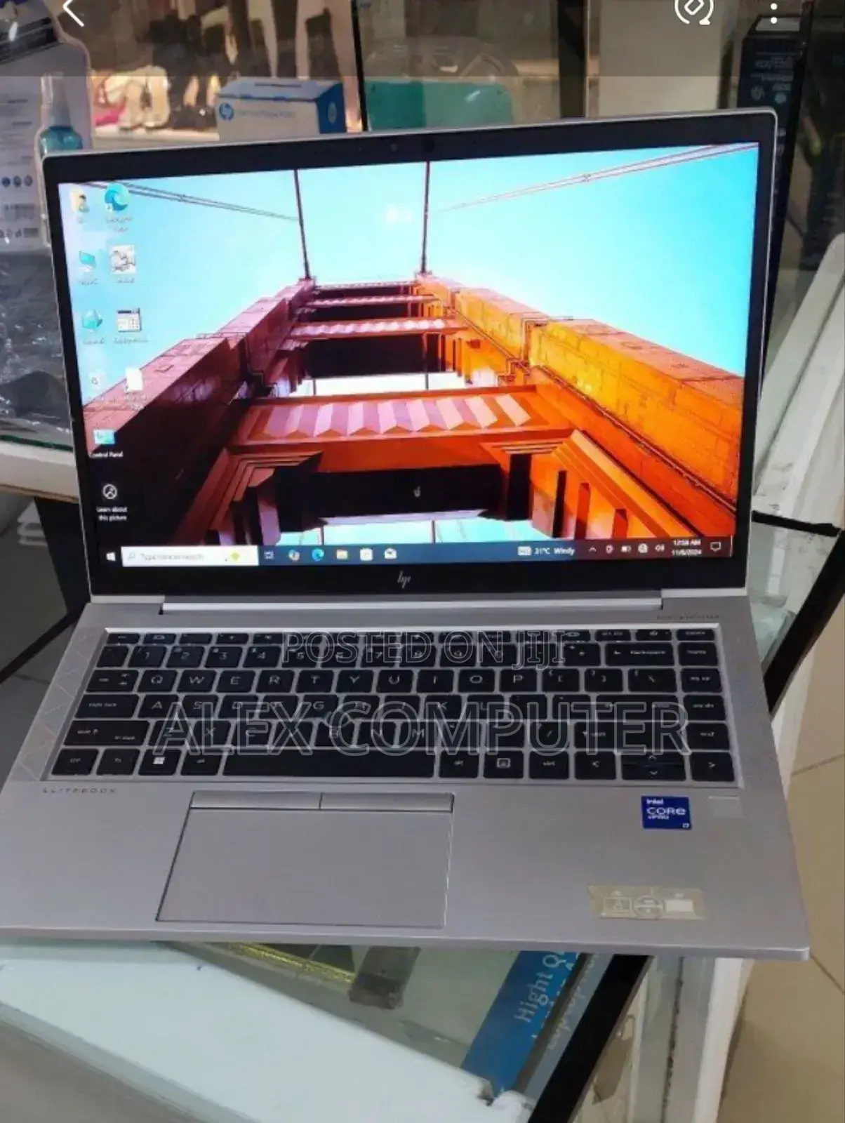 New Laptop HP EliteBook 840 G8 16GB Intel Core I7 SSD 512GB