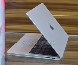 New Laptop Apple MacBook Pro 2023 M3 Pro 14-Inch 16GB SSD 512GB