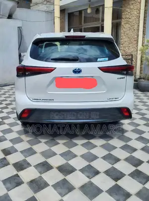 New Toyota Highlander Hybrid 2024 White