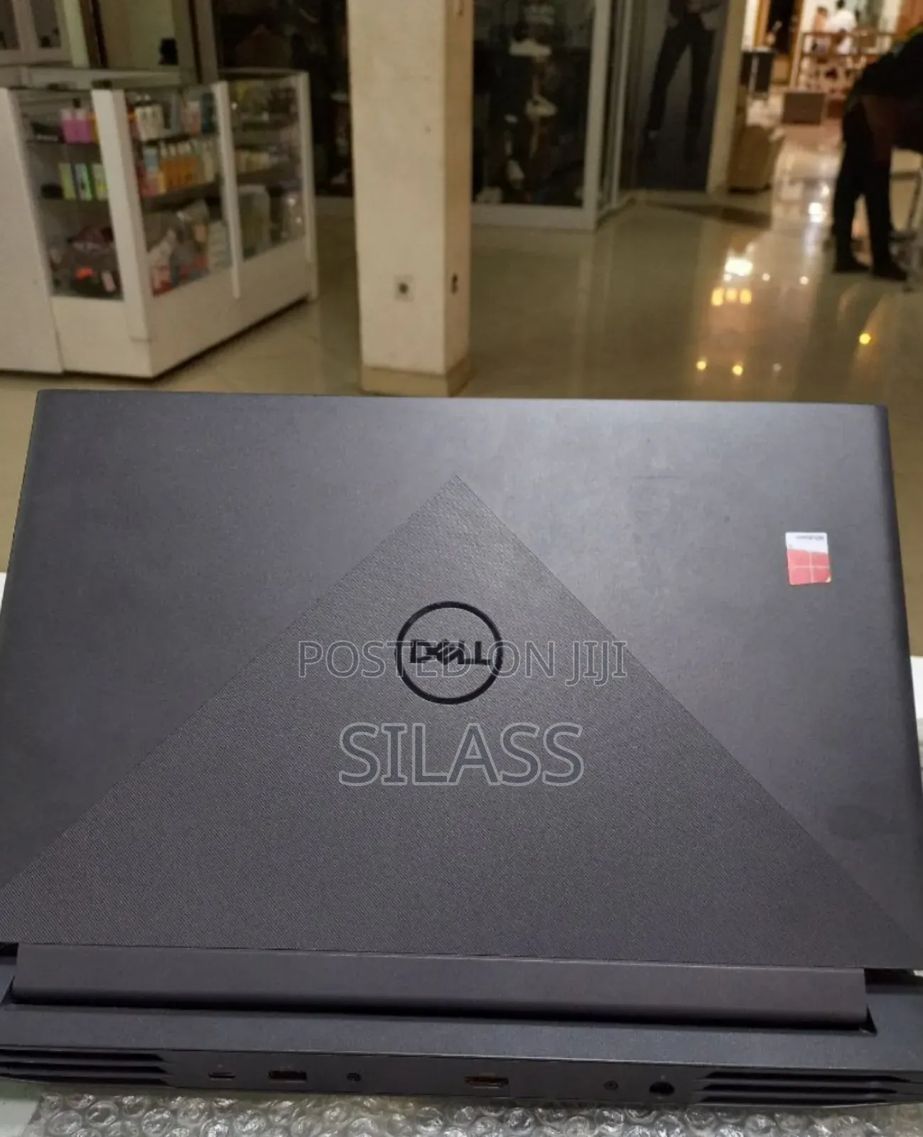 New Laptop Dell G15 5511 16GB Intel Core I7 SSD 512GB