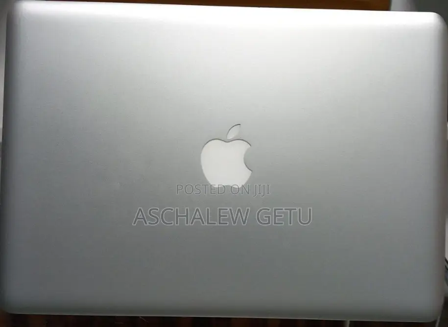 New Laptop Apple MacBook 2012 8GB Intel Core I5 HDD 500GB