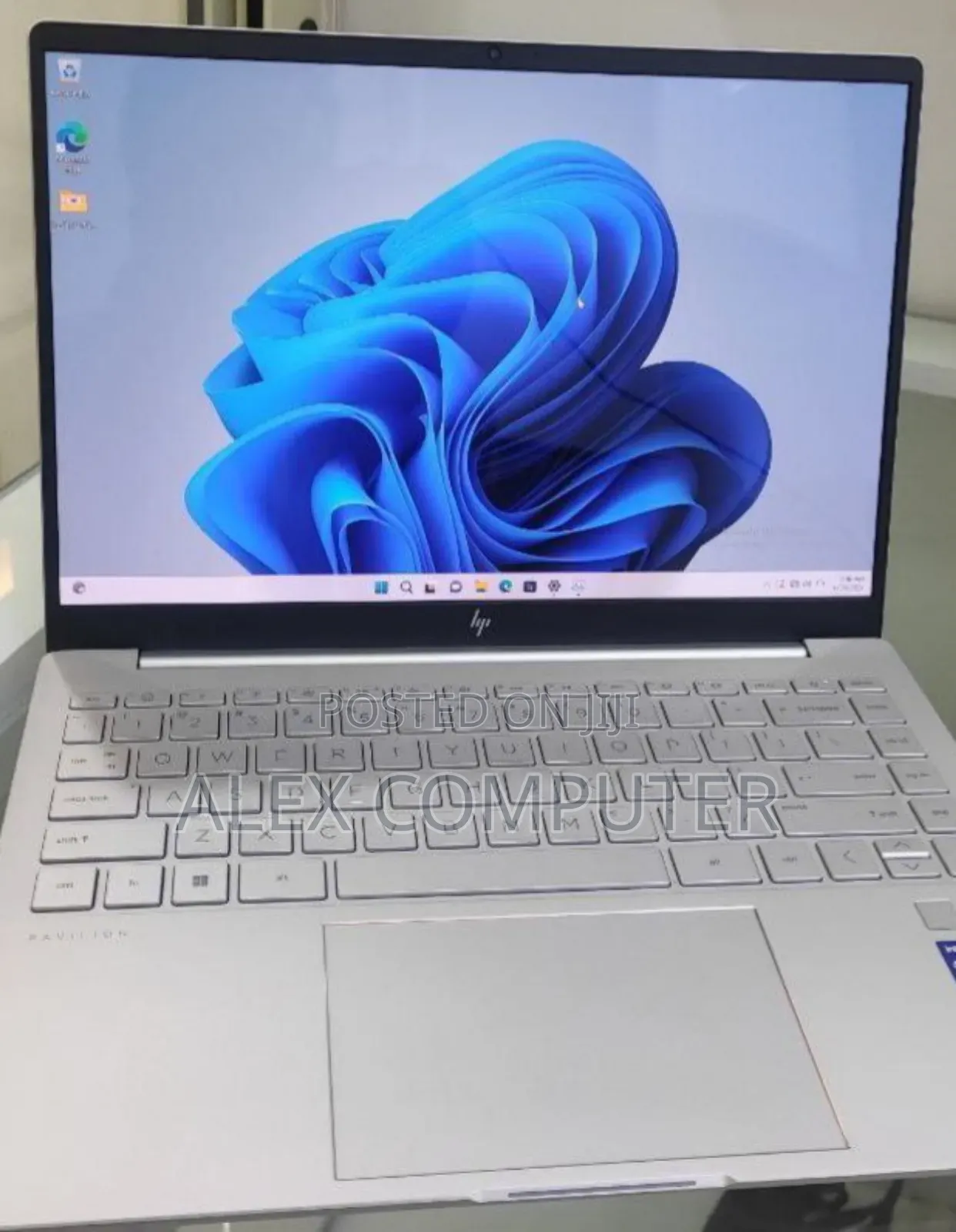 New Laptop HP Pavilion 14 16GB Intel Core I7 SSD 1T