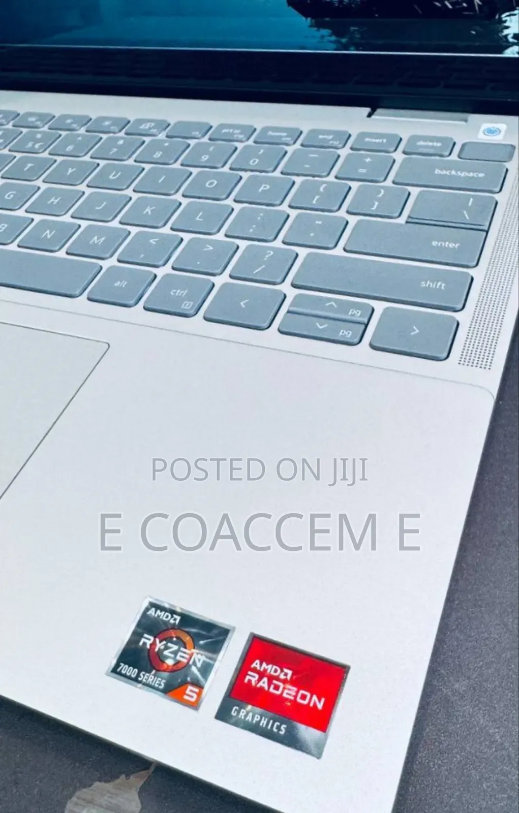 New Laptop Dell 8GB AMD Ryzen 5 SSD 512GB