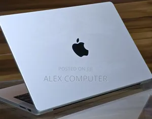 Photo - New Laptop Apple MacBook Pro 2023 M3 14-Inch 8GB Apple M3 Pro SSD 512GB