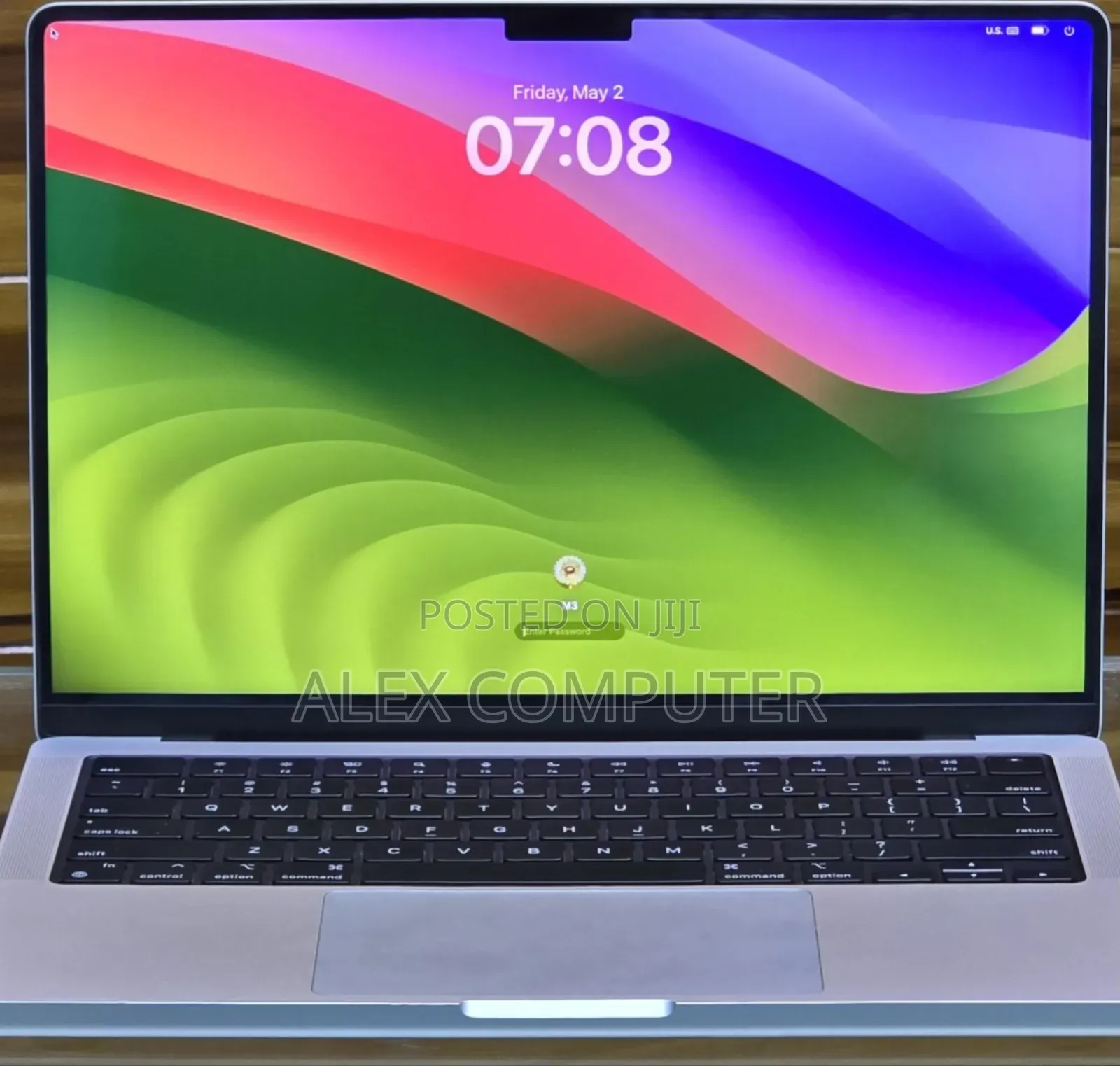 New Laptop Apple MacBook Pro 2023 M3 14-Inch 8GB Apple M3 Pro SSD 512GB