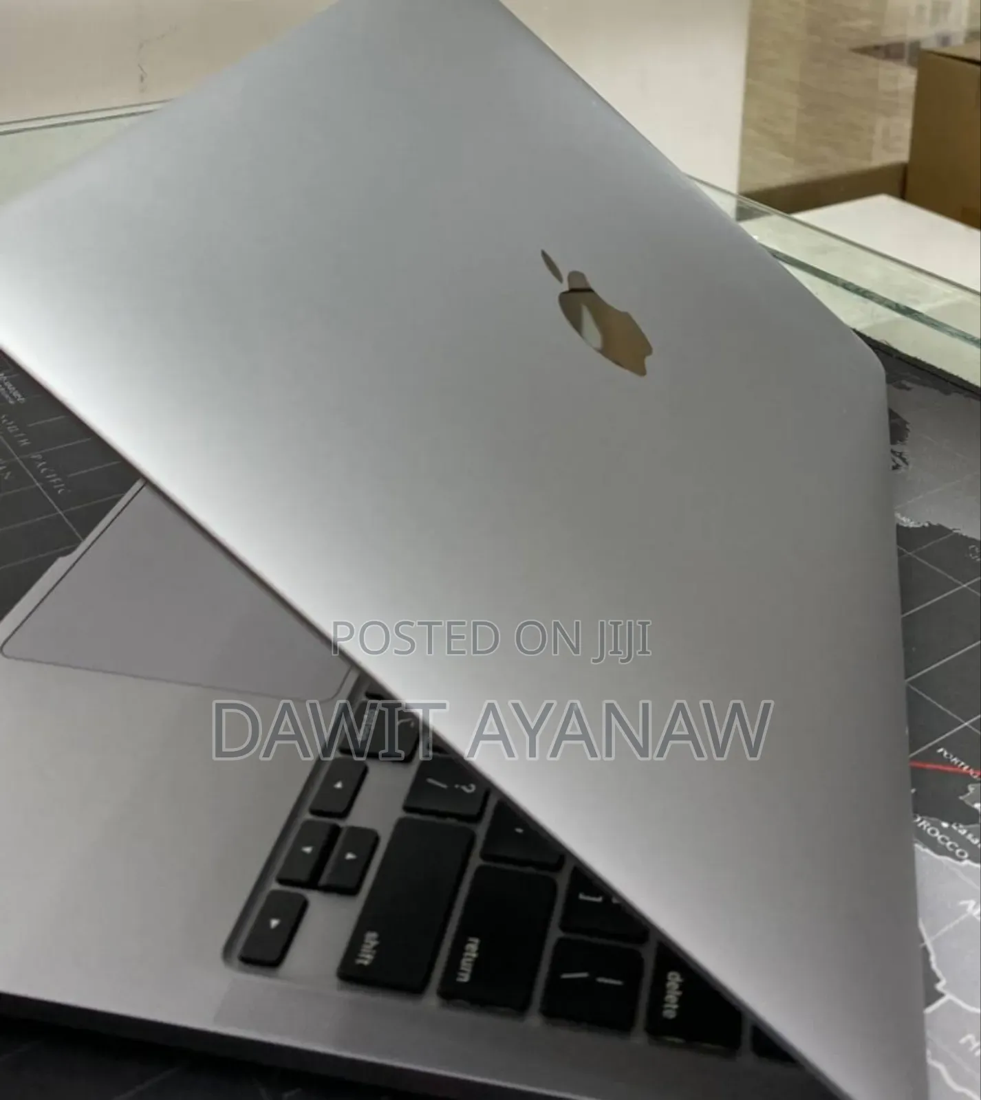 New Laptop Apple MacBook Pro M1 8GB Apple M1 SSD 256GB