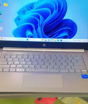 New Laptop HP Stream Notebook 18GB Intel Xeon SSD 512GB