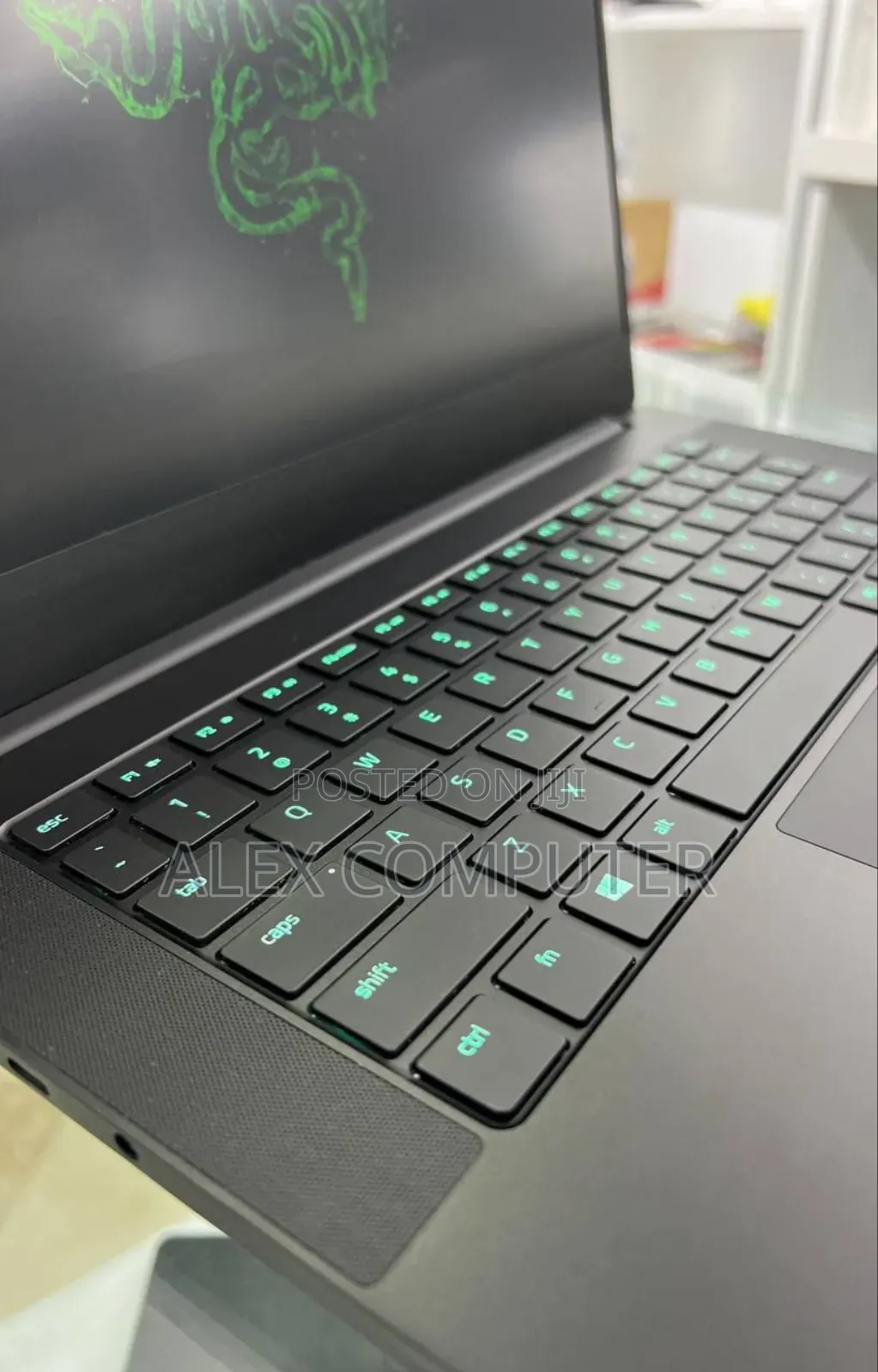 New Laptop Razer Blade 16GB AMD Ryzen 9 SSD 512GB