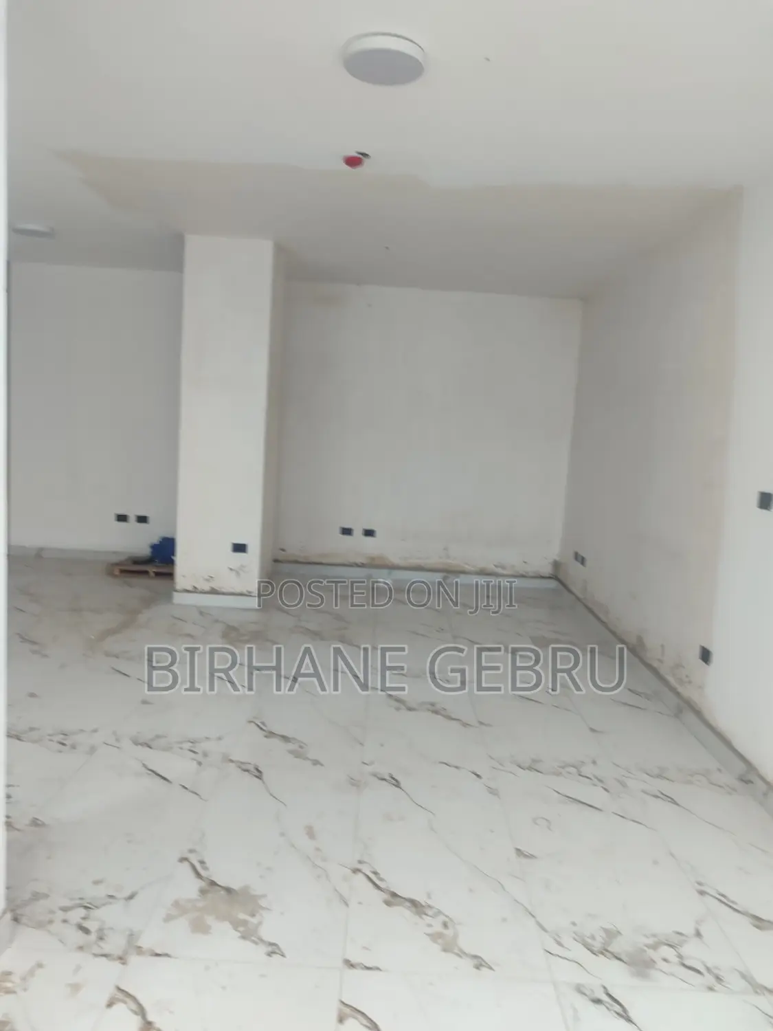 Complex Apartiment Rent for Business or Office