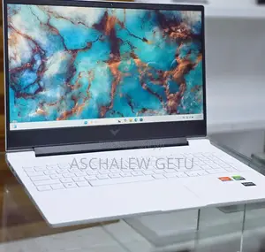 New Laptop HP Victus 15 16GB AMD Ryzen 7 SSD 1T