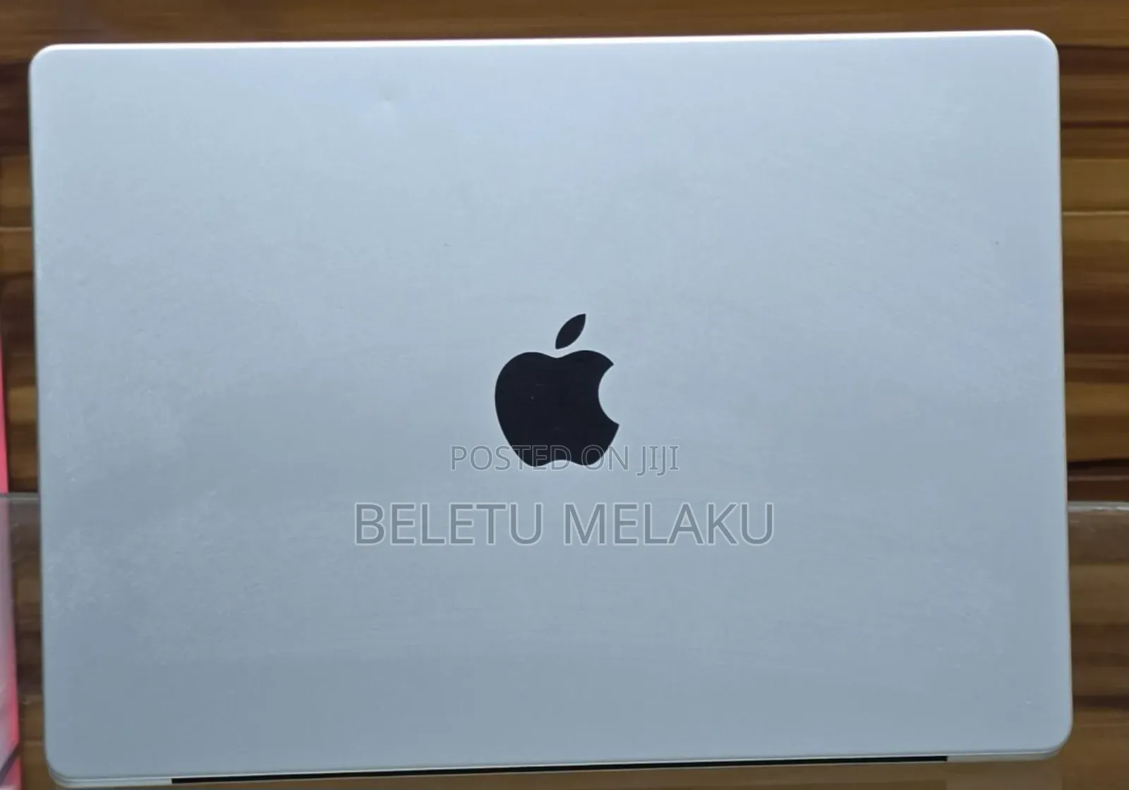 New Laptop Apple MacBook Pro 2023 M3 14-Inch 8GB Apple M3 SSD 512GB