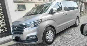 Photo - Hyundai Starex 2020 Silver