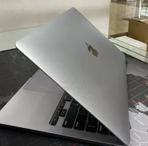 New Laptop Apple MacBook Pro M1 8GB Apple M1 Pro SSD 256GB