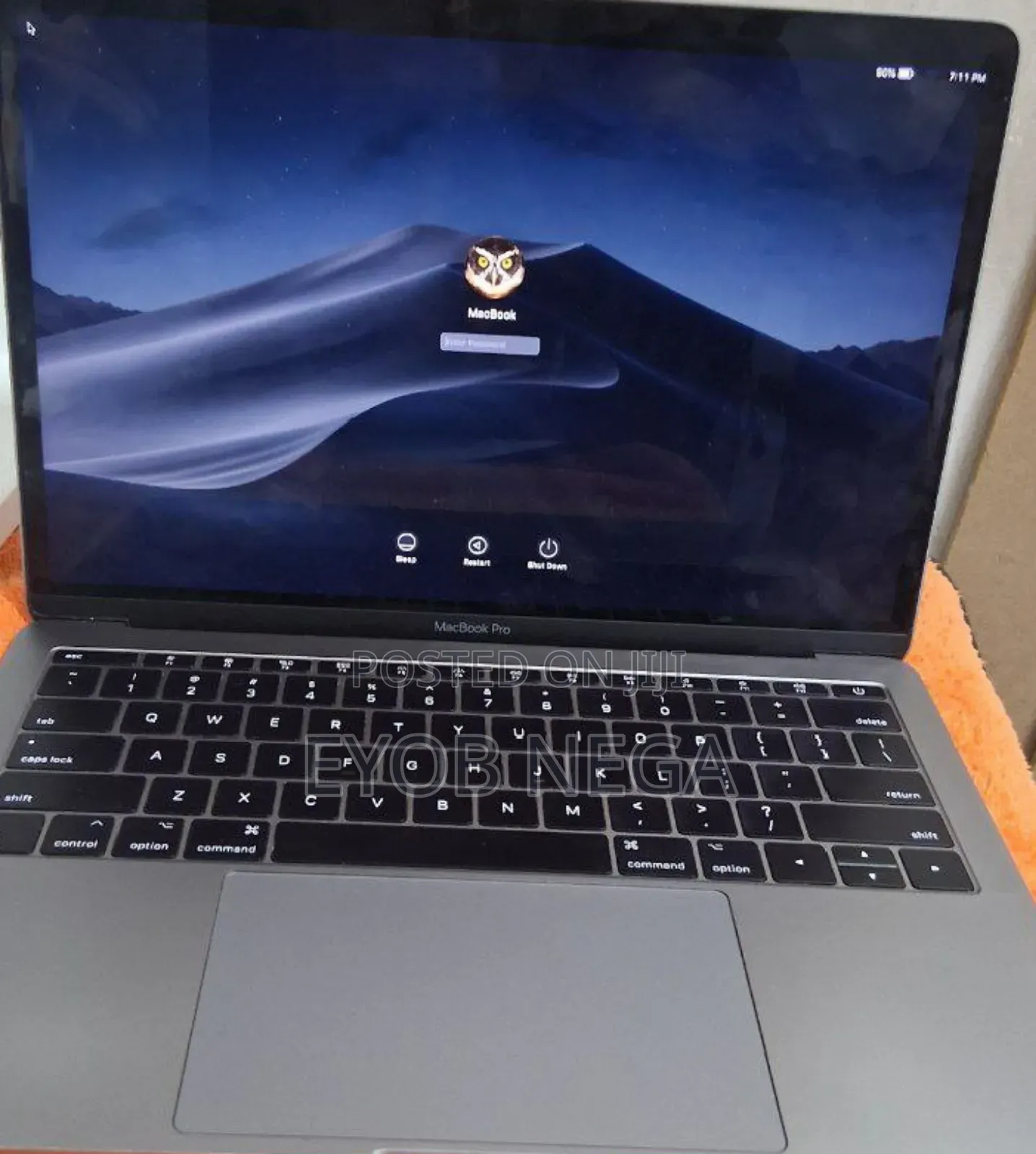New Laptop Apple MacBook Pro 2017 16GB Intel Core I5 SSD 256GB