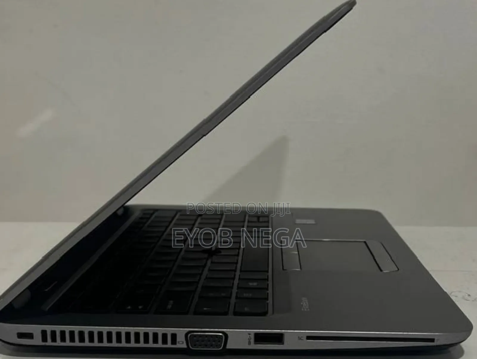 New Laptop HP EliteBook 820 G3 8GB Intel Core I5 SSD 256GB