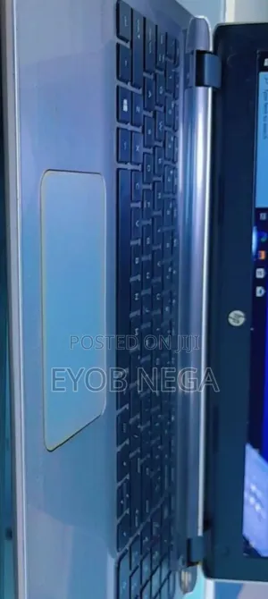 Laptop HP Pavilion 15 8GB Intel Core I5 HDD 1T