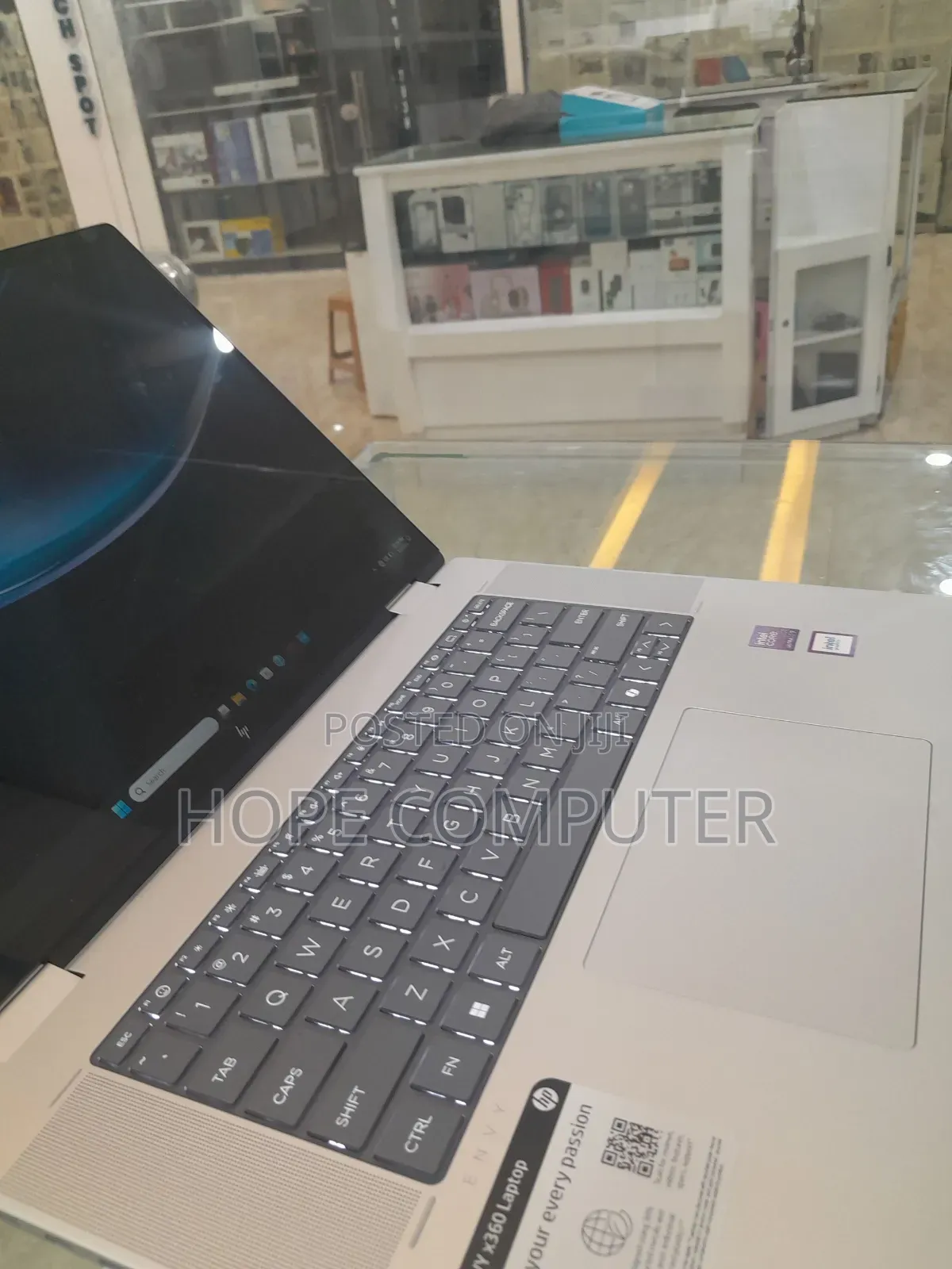 Laptop HP Envy X360 16GB Intel Core Ultra 7 SSD 1T