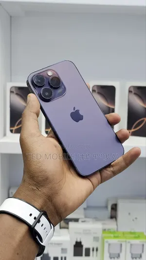 Photo - Apple iPhone 14 Pro 128 GB Purple