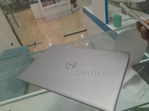 Photo - New Laptop Dell Latitude 5310 16GB Intel Core I7 SSD 512GB