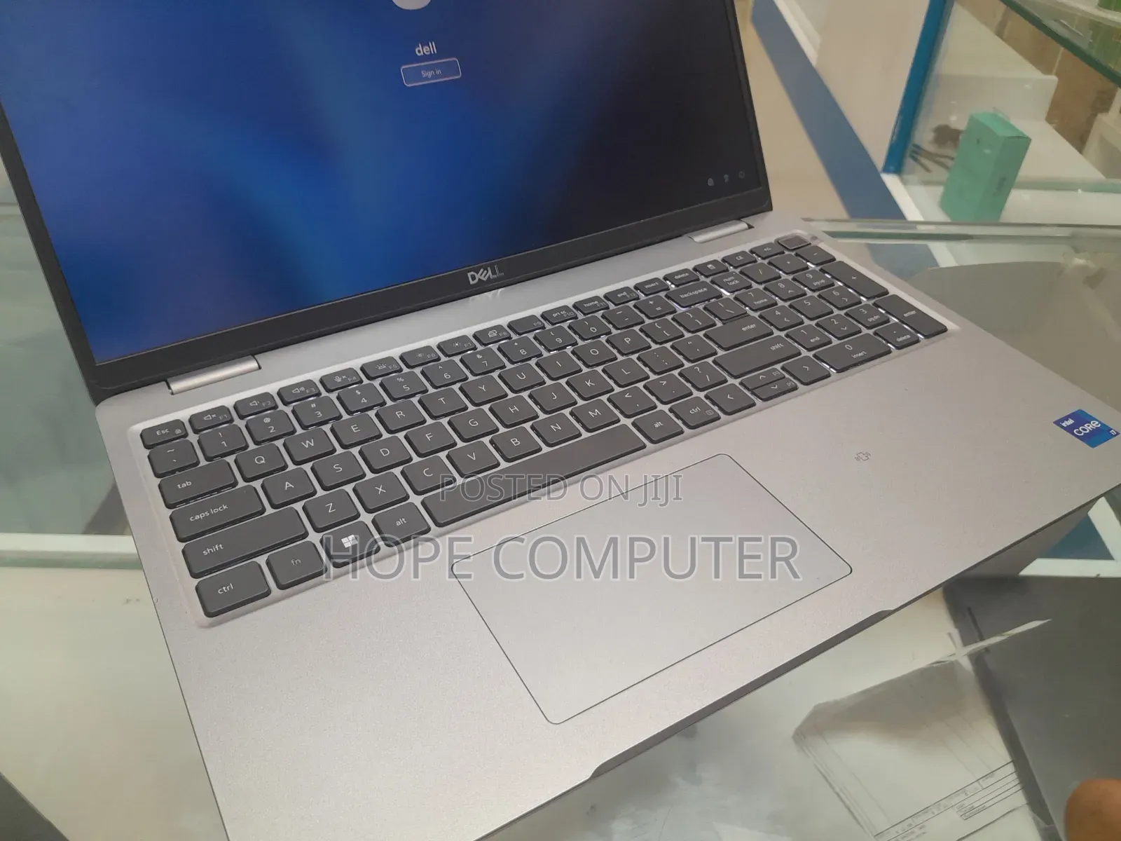 New Laptop Dell Latitude 5310 16GB Intel Core I7 SSD 512GB