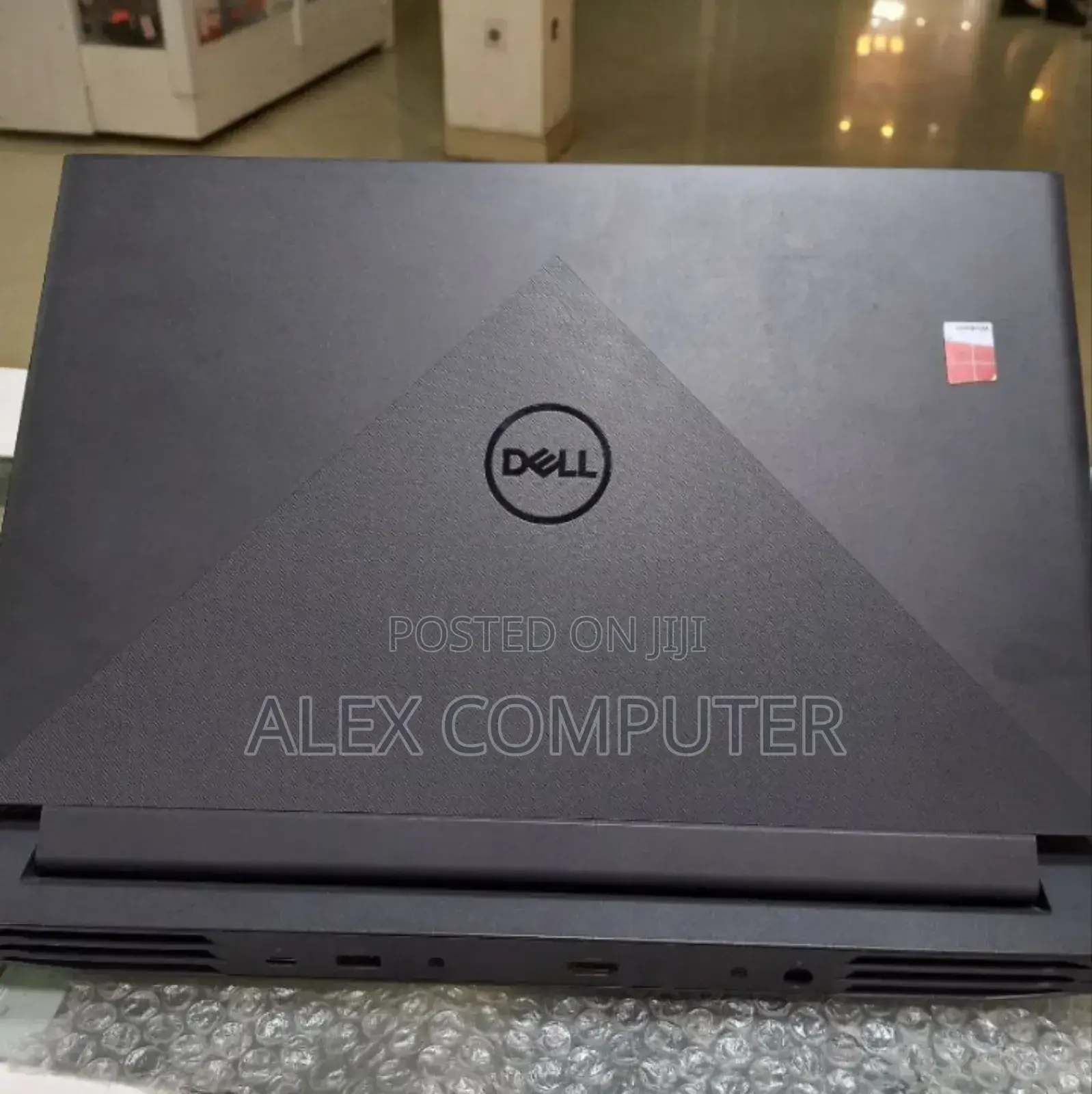New Laptop Dell G15 5535 16GB Intel Core I7 SSD 512GB