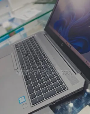New Laptop HP ZBook 15 16GB Intel Core I7 SSD 512GB