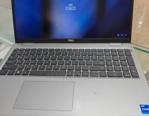 Photo - New Laptop Dell 16GB Intel Core I7 SSD 512GB