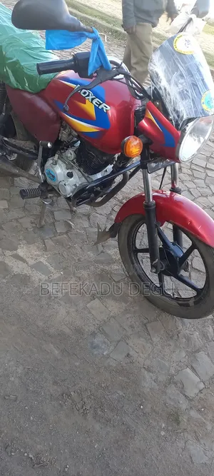 Bajaj Boxer 2021 Red