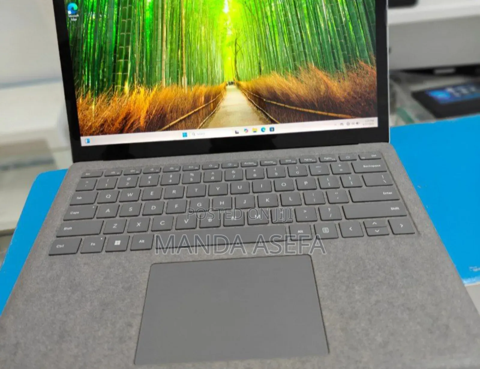 New Laptop Microsoft Surface 16GB Intel Core I7 SSD 512GB