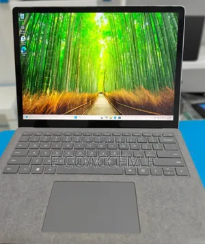 New Laptop Microsoft Surface 16GB Intel Core I7 SSD 512GB