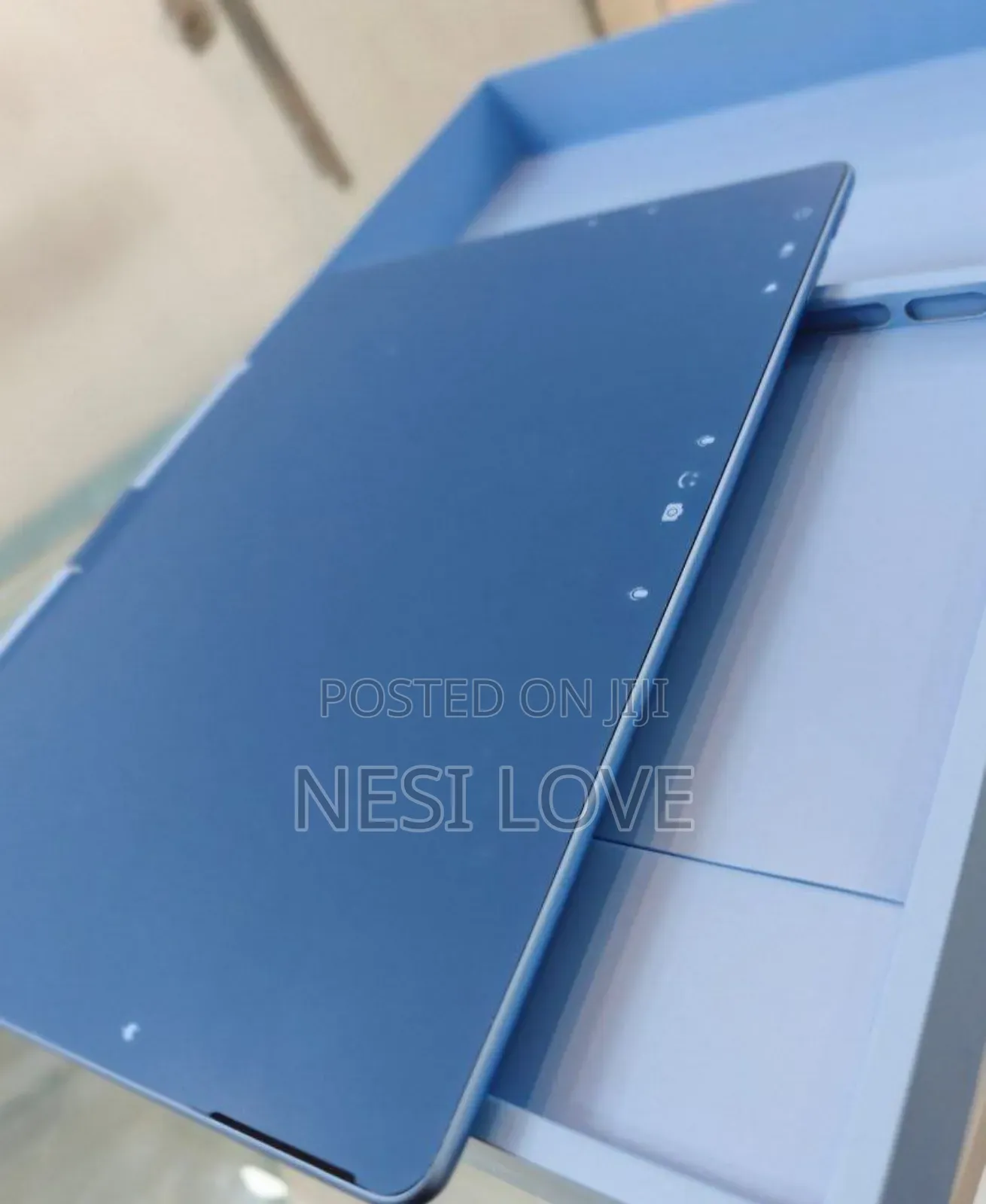 New Microsoft Surface Pro 11th Edition, a Copilot+ PC 16GB SSD 512GB