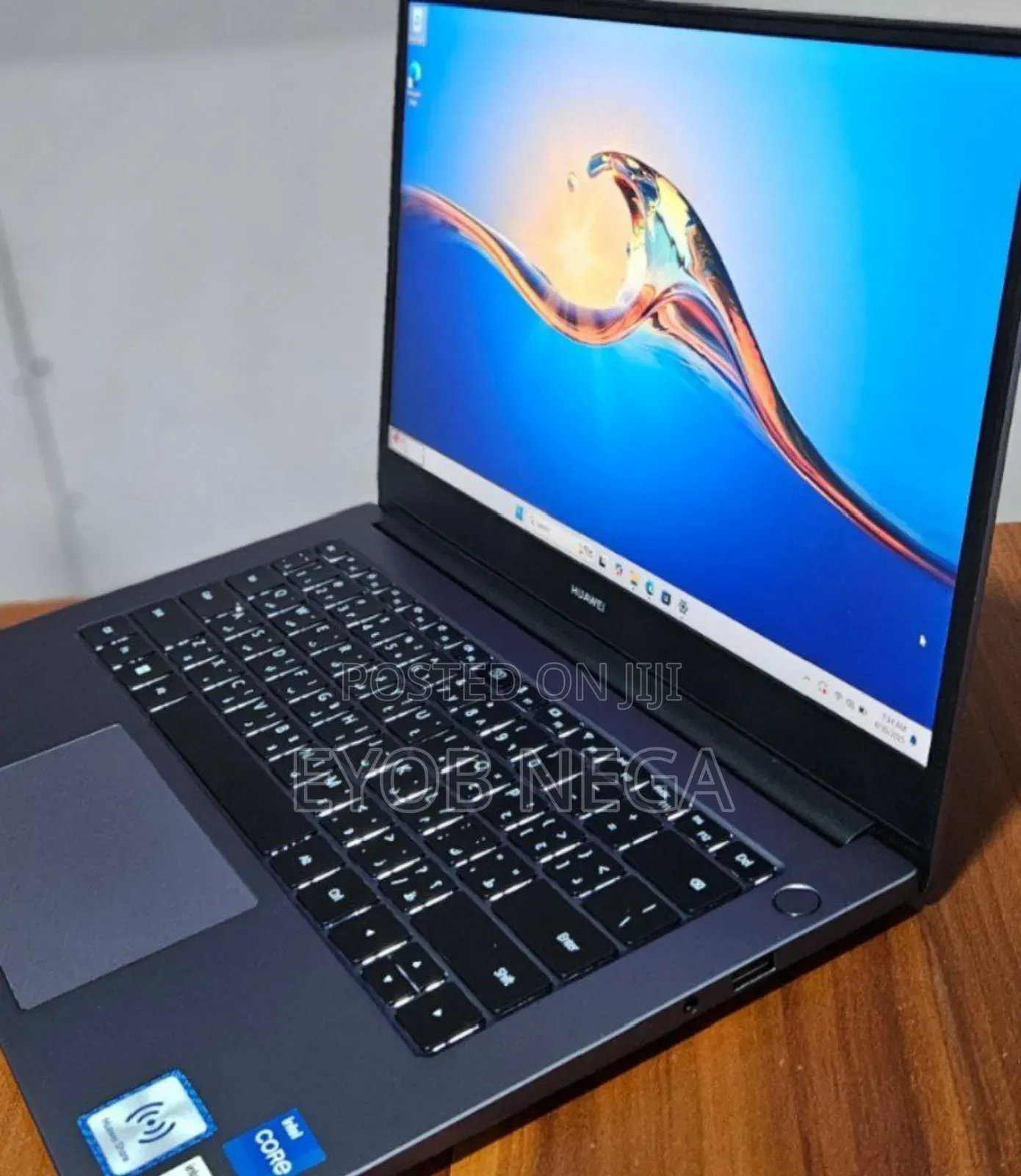 New Laptop Huawei MateBook 13 WRT-W29E 8GB Intel Core I5 SSD 512GB