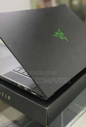 Photo - New Laptop Razer Blade 32GB Intel Core I7 SSD 1T