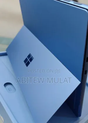 New Microsoft Surface Pro 11th Edition, a Copilot+ PC 16GB SSD 512GB